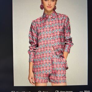 NWT Vilagallo Mariela 100% silk top in Geometric print Size 10 or Euro 44